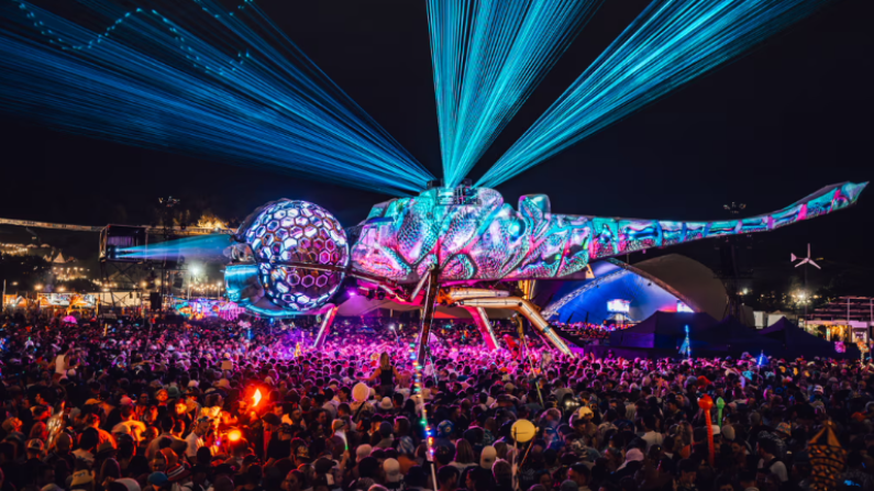 Sennheiser Spectera helps Arcadia’s Dragonfly soar at Glastonbury 2025